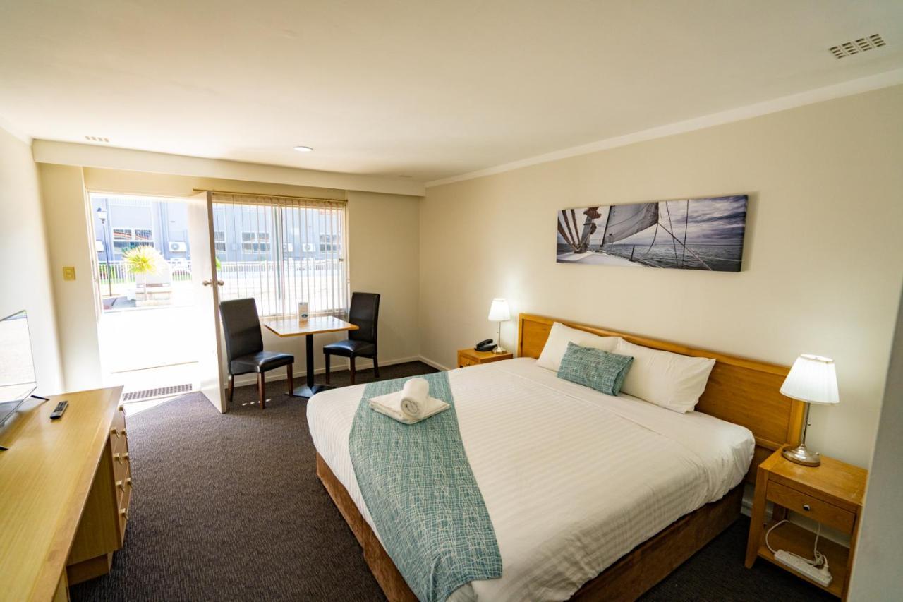 Hospitality Esperance Surestay Collection By Best Western (Adults Only) מראה חיצוני תמונה